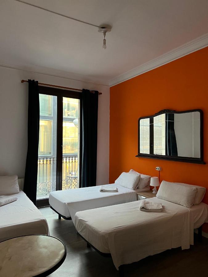 Pension Arosa Barcelona Exterior photo